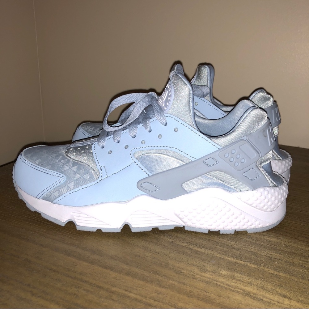 Nike Air Huarache Shoes